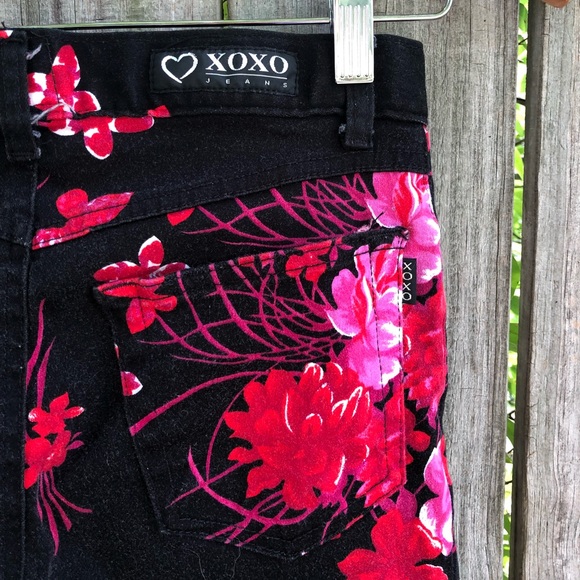 😍Vintage XOXO Floral Black Jeans😍 - Picture 6 of 8